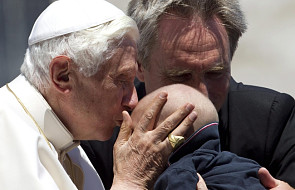 Włochy: Benedykt XVI w Mediolanie