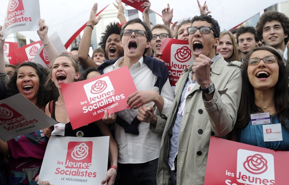 Francja: cała władza w rękach socjalistów