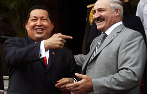 Chavez wita "swego brata" Łukaszenkę