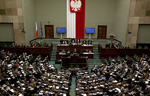 Sejm uczcił minutą ciszy J. Kuleja i A. Łapickiego
