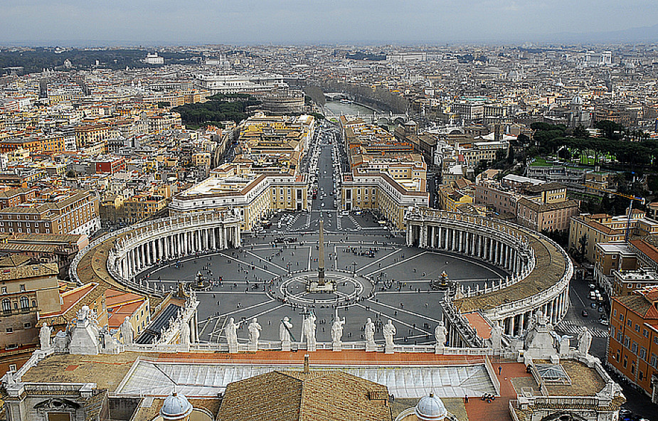 Watykan ma prawie 15 mln euro deficytu
