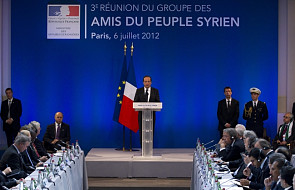 Hollande apeluje o ostrzejsze sankcje dla Syrii
