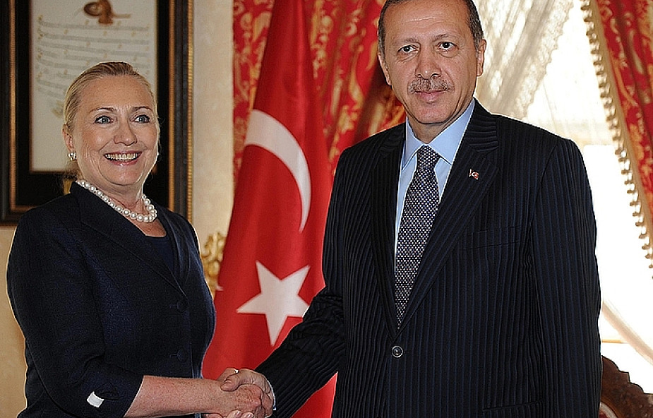 Clinton w Turcji na rozmawach ws. Syrii