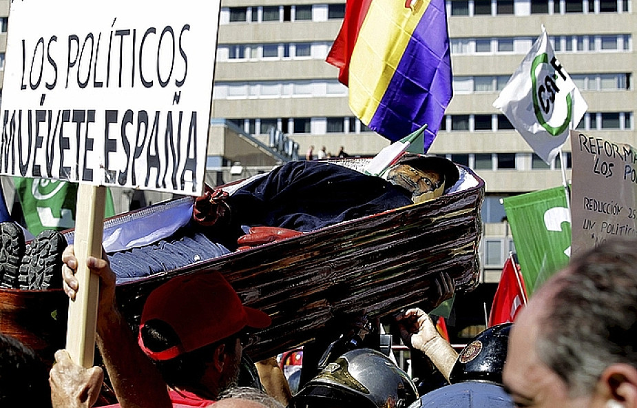 Hiszpania: związkowcy żądają referendum