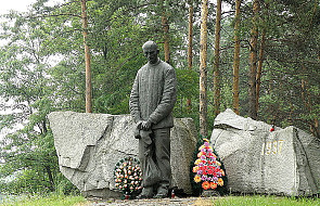 Wydobyto szczątki 1992 polskich ofiar NKWD