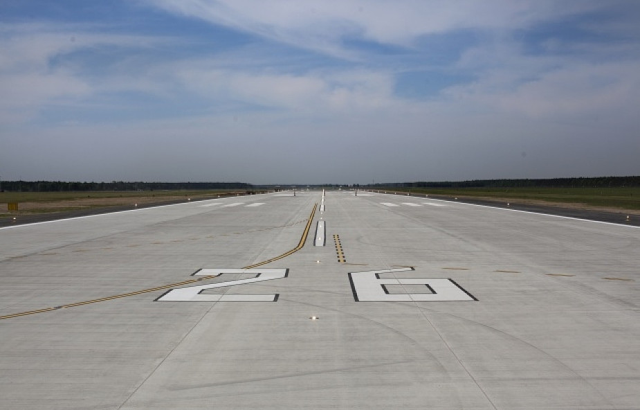 Lotnisko w Modlinie będzie otwarte w kwietniu