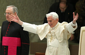 Watykan: Tłumy na spotkaniach z Papieżem