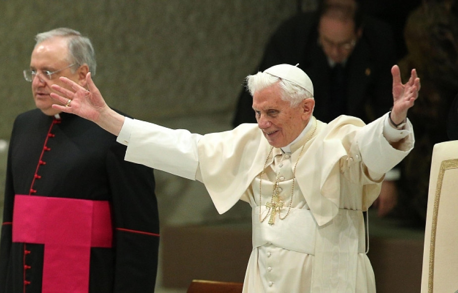 Watykan: Tłumy na spotkaniach z Papieżem