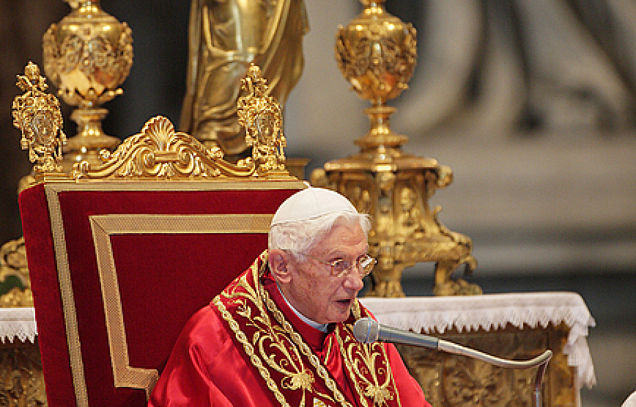 W niedzielę Papież wyświęci czterech biskupów