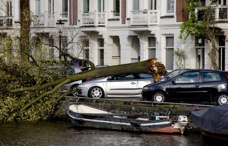 Już 15 ofiar huraganów nad Europą