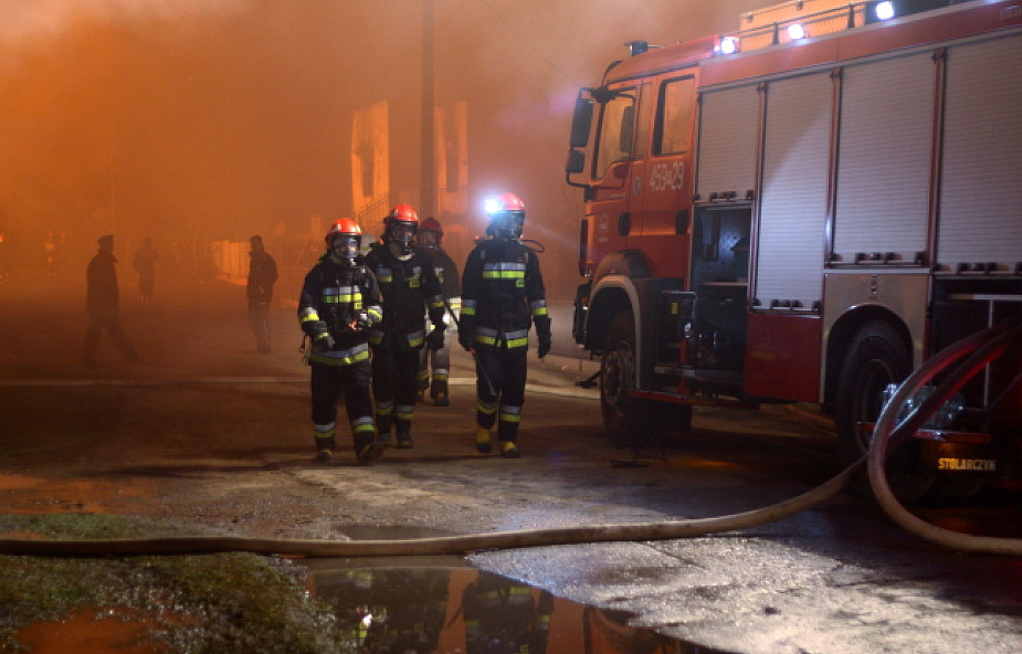 Po wybuchu: strażaków czeka całonocna praca