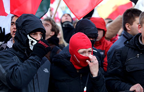 Zakaz zakrywania twarzy podczas marszów?