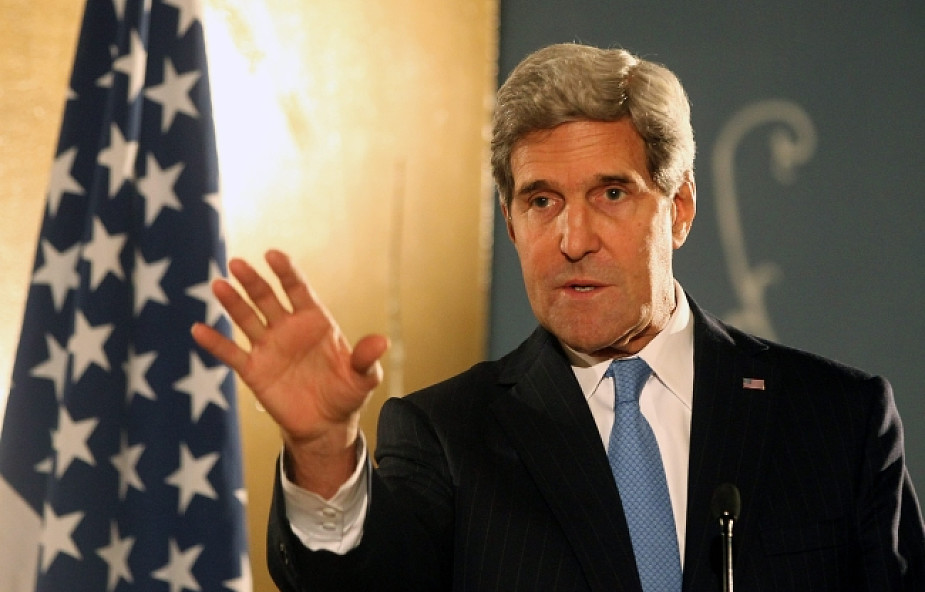 Kerry: idźcie dalej w kierunku demokracji