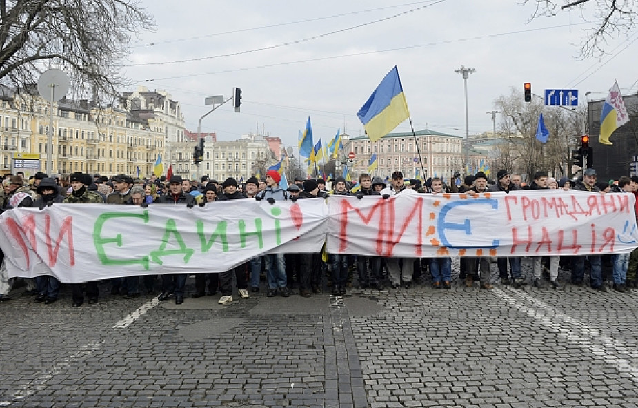 "Ukraina to Europa!", "Precz z bandą"