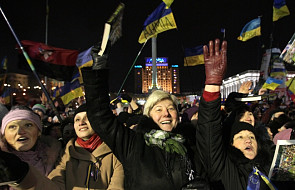 UE ostrzega władze Ukrainy. Trwają protesty