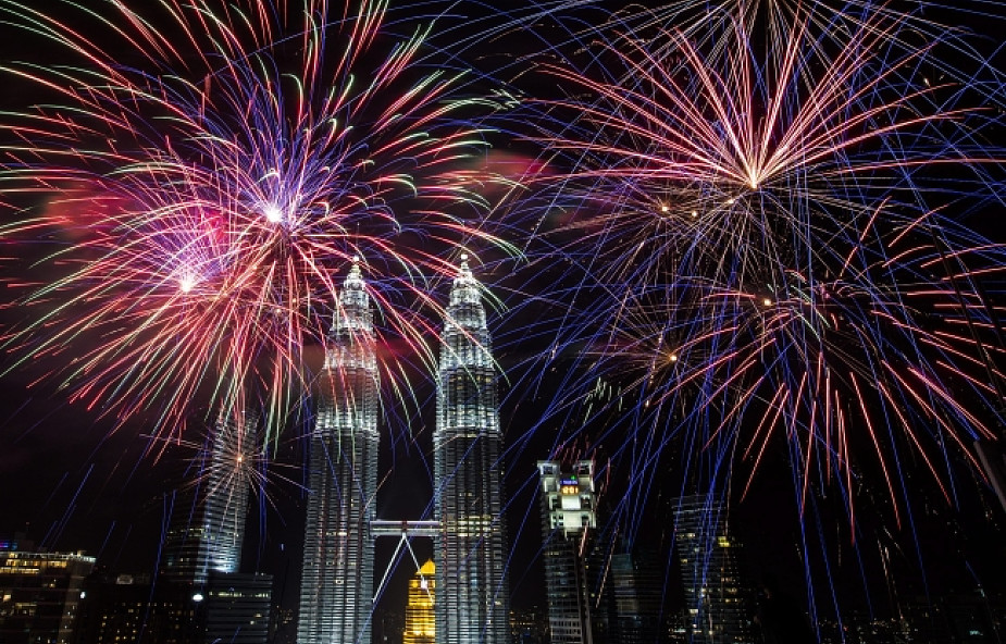 Świat przywitał Nowy Rok 2014
