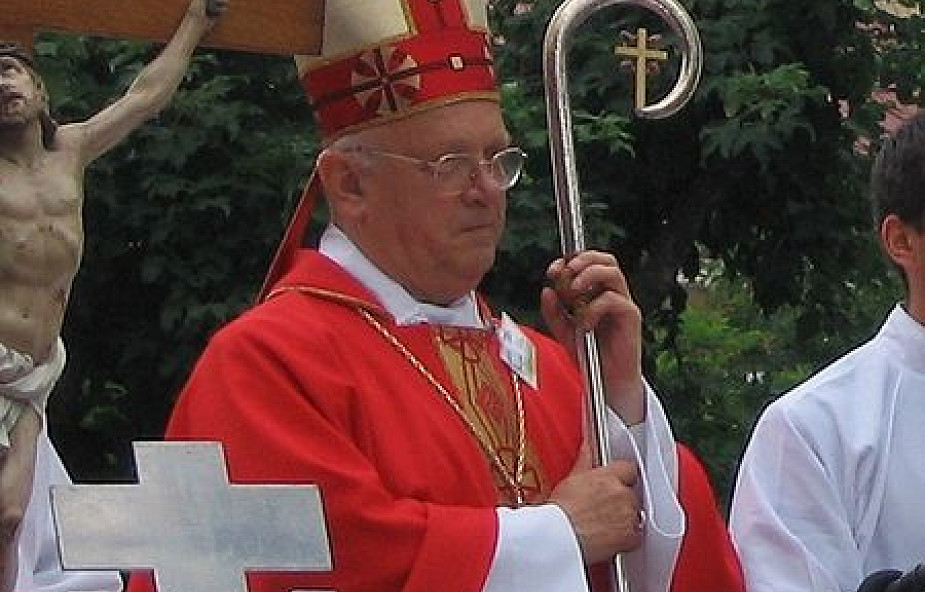 Papież przyjął rezygnację bp. Zawitkowskiego