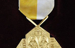 Papieski medal dla Józefa Madei z Trzebini