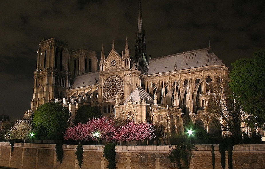 Nowe dzwony w katedrze Notre Dame