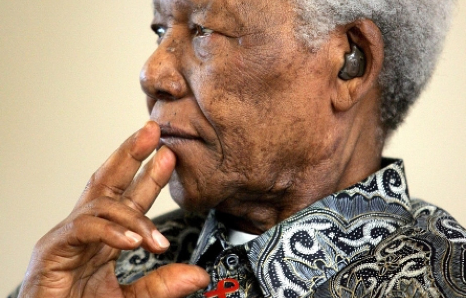 94-letni prezydent Mandela w szpitalu