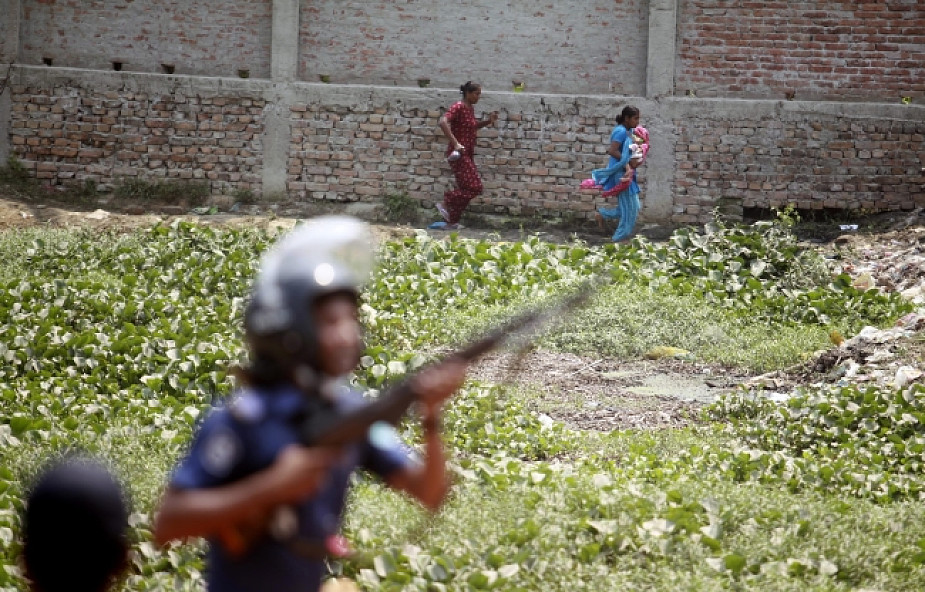 Bangladesz: Starcia policji z demonstrantami