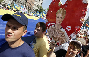 100 tys. zwolenników opozycji i władz w Kijowie