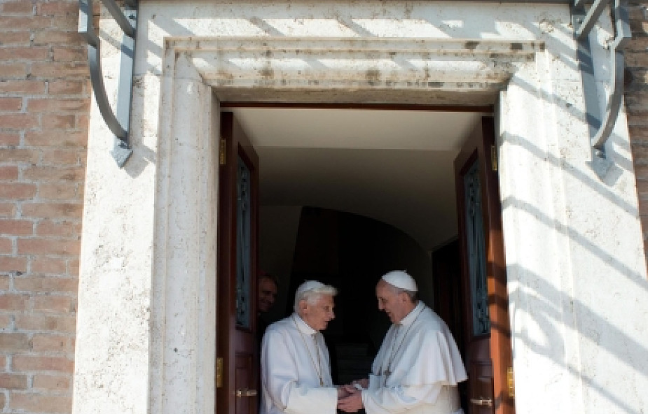 Benedykt XVI powrócił do Watykanu