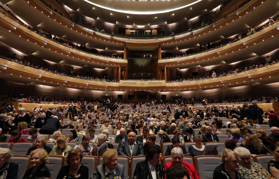 Rosja: Nowy gmach Teatru Maryjskiego