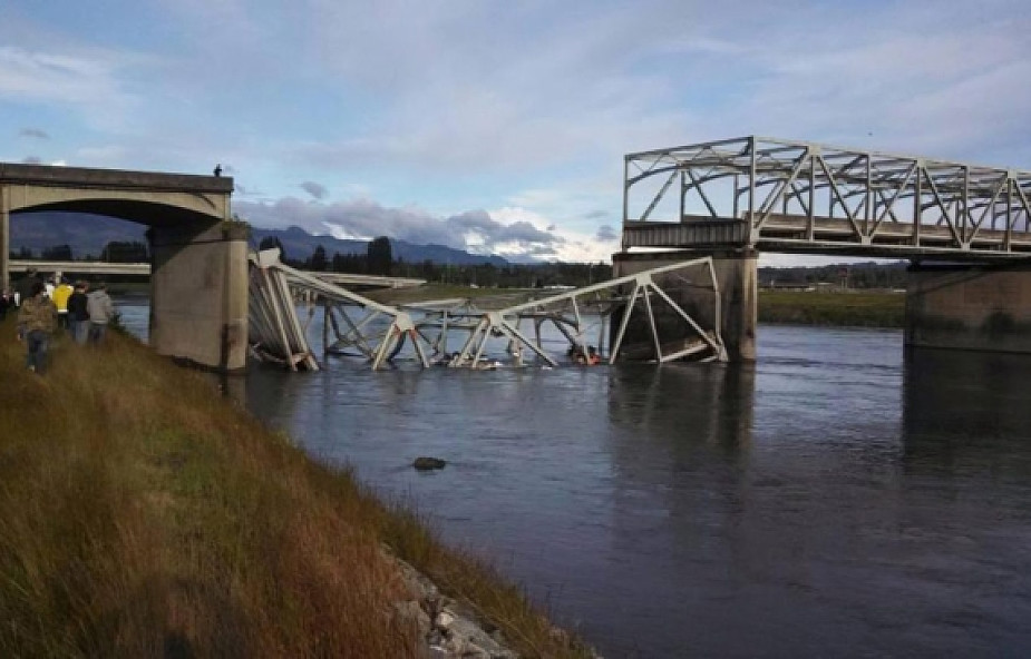 USA: Zawalił się most autostradowy k. Seattle