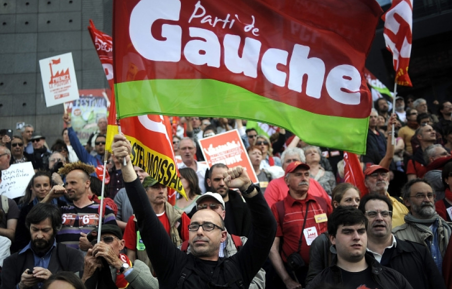 Francja: protest przeciw polityce Hollande'a