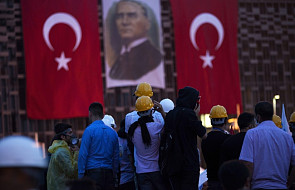 "FT": Działania Erdogana zagrażają pozycji Turcji 