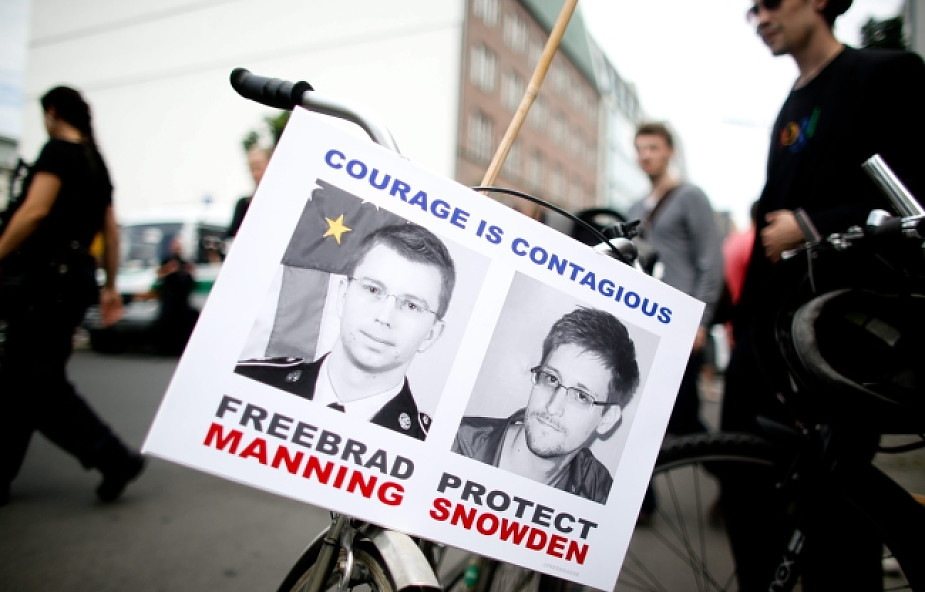 MSZ Ekwadoru: Snowden wnosi o azyl