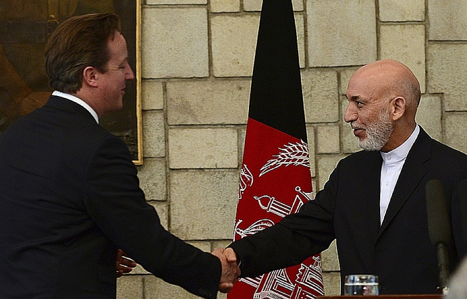 Cameron próbuje ożywić negocjacje z talibami