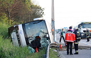 Wypadek polskiego autokaru, zginęła osoba