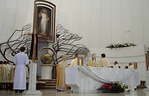 Kardynał Amato: Polska jest ojczyzną świętych