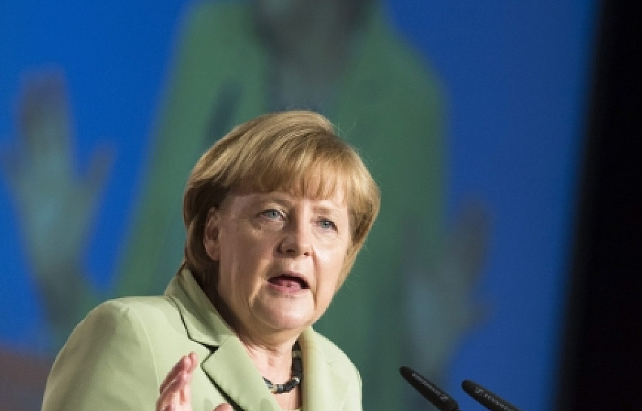 "Zjednoczone Stasi Ameryki". Merkel protestuje