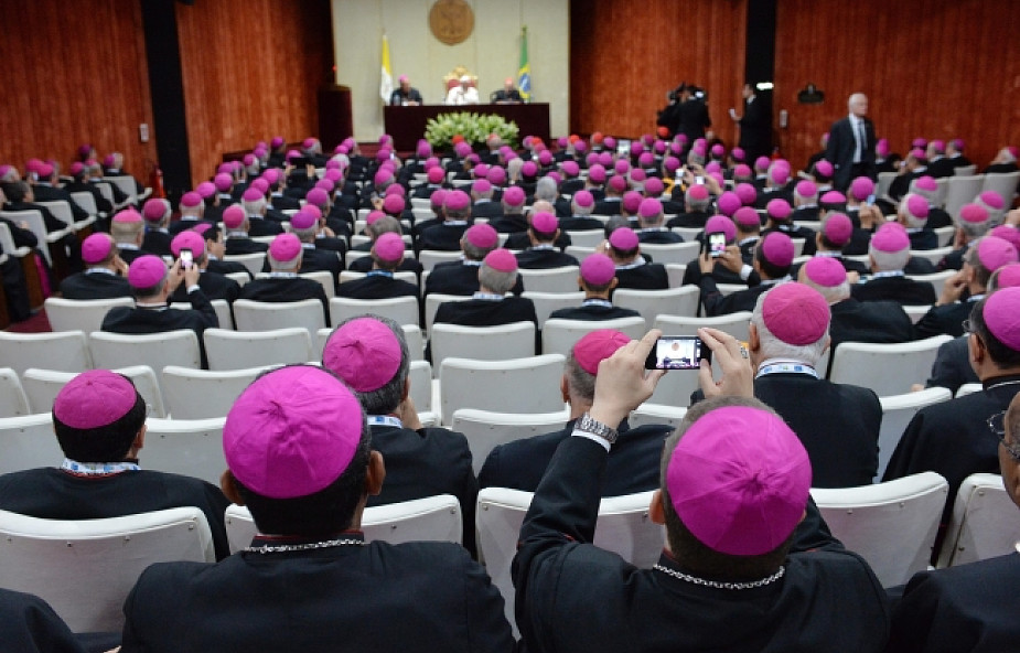 Papież do biskupów Brazylii: Kościół musi towarzyszyć także ludziom zagubionym 