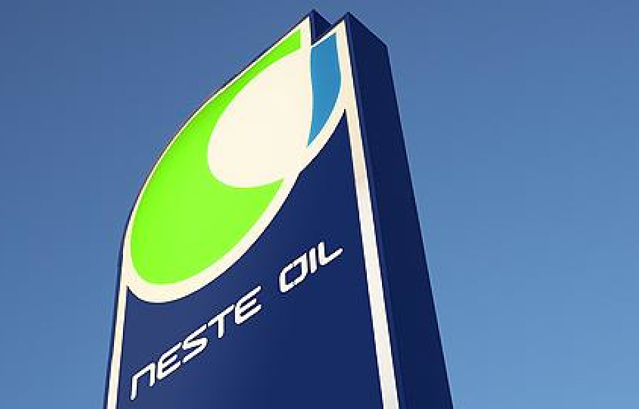 Shell przejął w Polsce 106 tanich stacji Neste