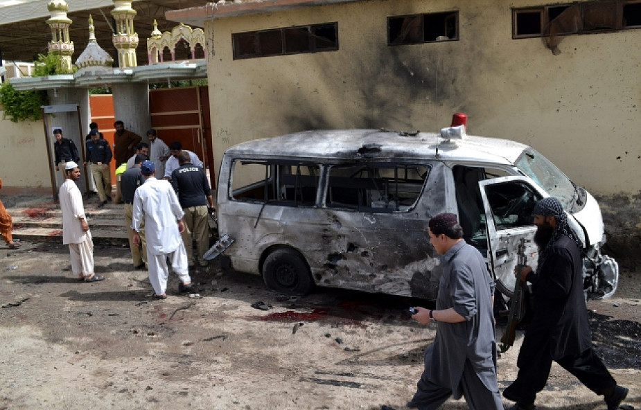 Pakistan: zamach na pogrzebie policjanta
