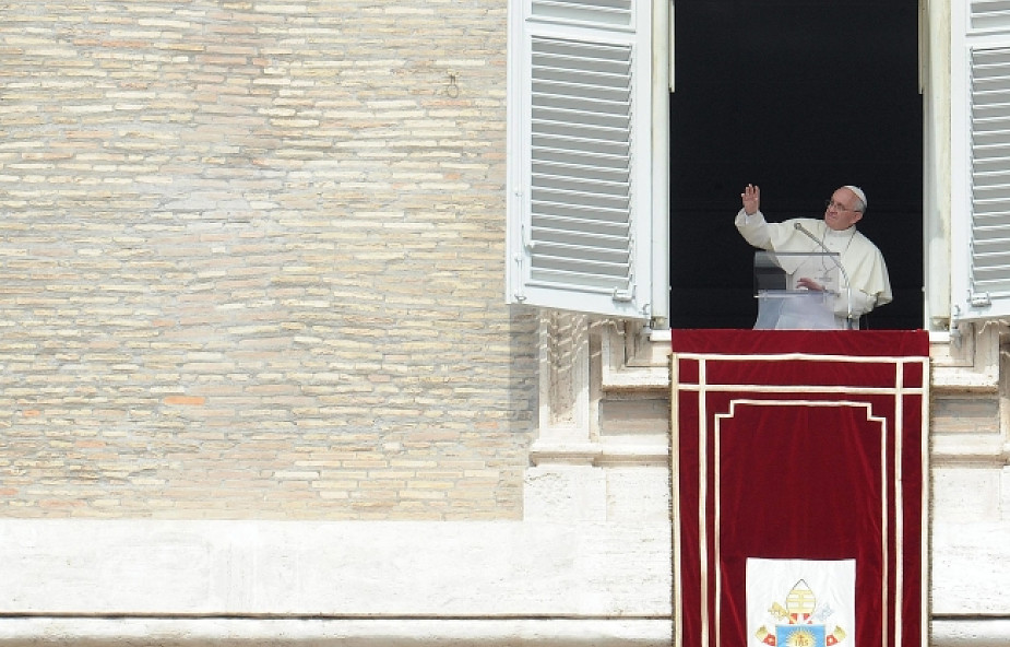 Jak papież Franciszek zmienia Kościół?