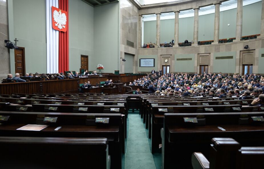 Sejm znowelizował budżet na 2013 r.