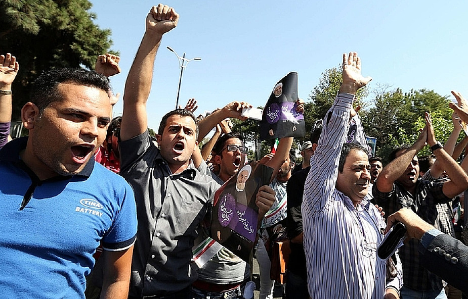 Iran: wiwaty i protesty po powrocie Rowhaniego