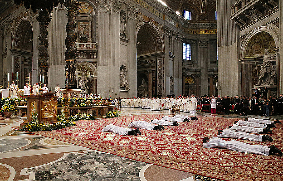 Orędzie papieża na 51. Światowy Dzień Modlitw o Powołania