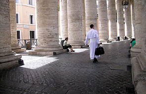 Watykan: stan świecki dla 384 kapłanów