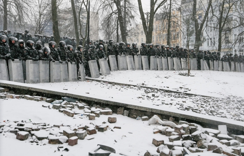 Premier Ukrainy: władze będą musiały użyć siły