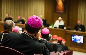 "L`Osservatore Romano" o Synodzie Biskupów