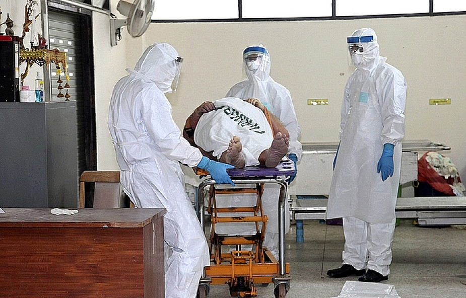 USA: zaostrzają przepisy w walce z ebolą
