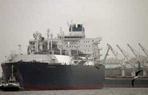 Litwa: statek-terminal LNG wpłynął do portu