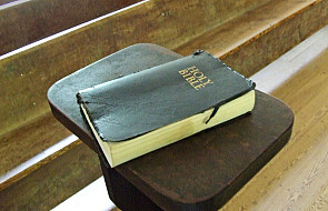 Sieć hoteli Travelodge wycofuje z pokojów Biblię
