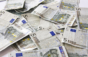 Bardzo niski kurs euro w stosunku do dolara